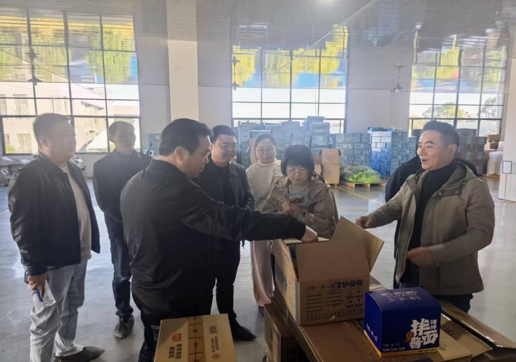 市政协副主席蒋志南一行来邵阳国家农业科技园区调研